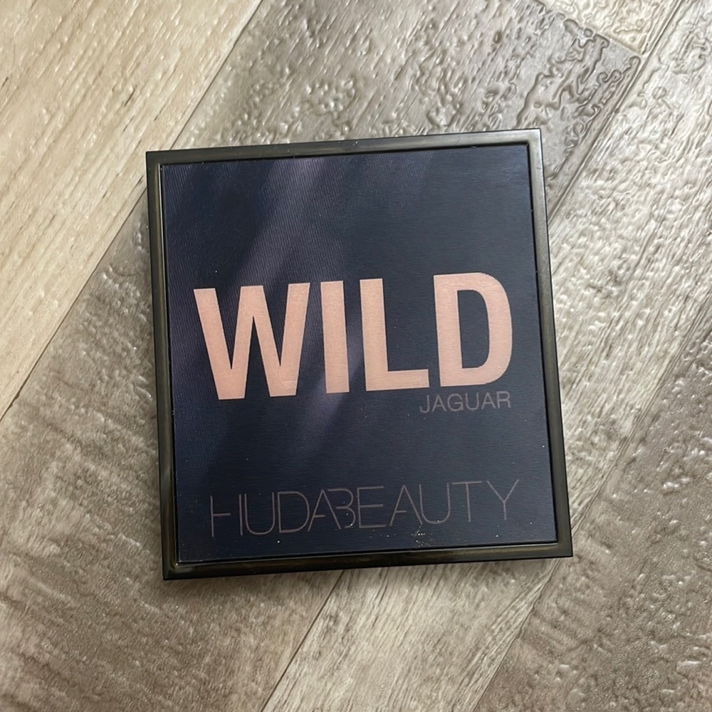 Huda Beauty Wild Jaguar Palette